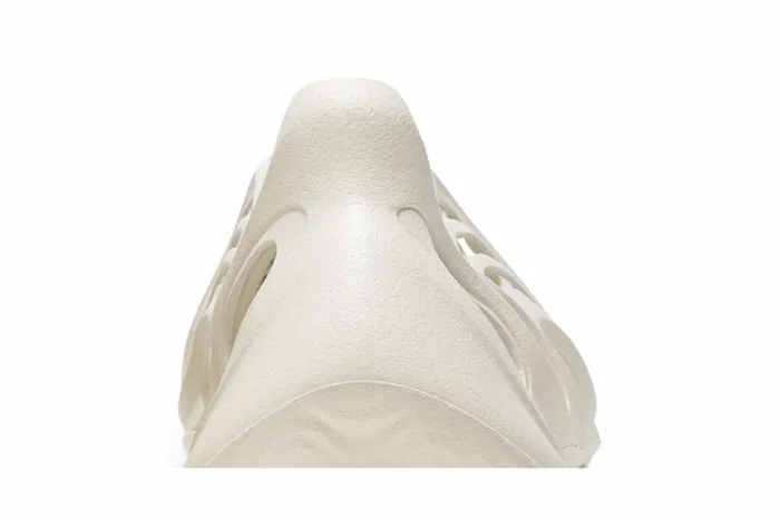Adidas Yeezy Foam Runner 'Ararat' G55486 - Image 7