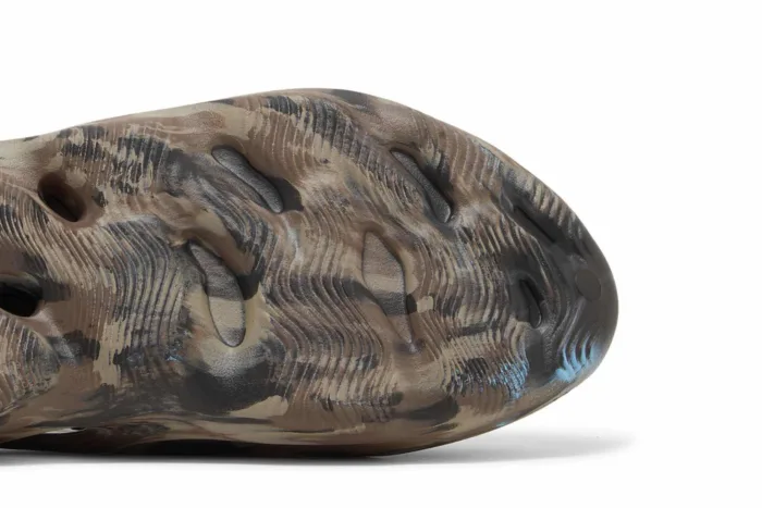 Adidas Yeezy Foam Runner 'MX Brown Blue' ID4126 - Image 5