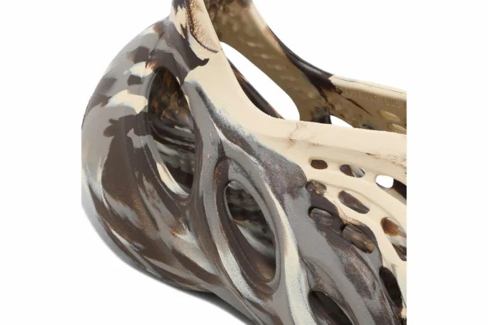 Adidas Yeezy Foam Runner 'MX Cream Clay' GX8774 - Image 9