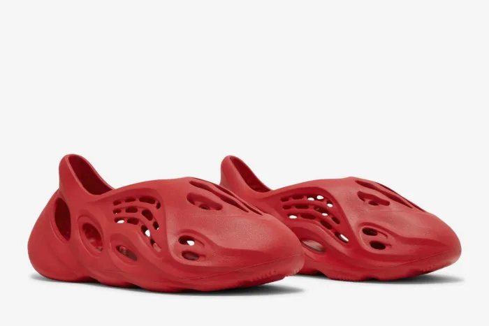 Adidas Yeezy Foam Runner 'Vermilion' GW3355 - Image 8