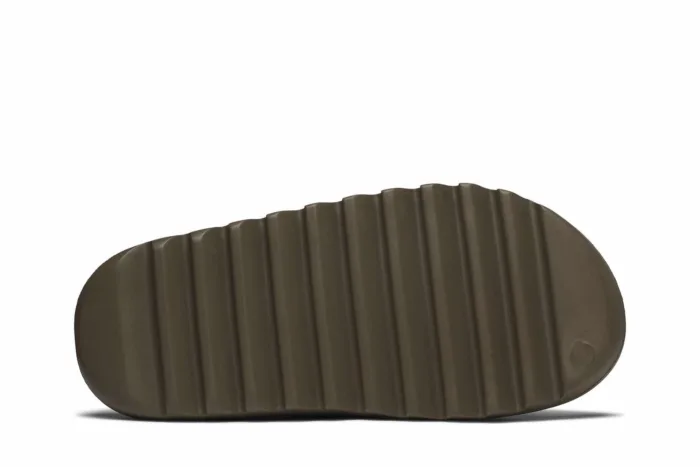 Adidas Yeezy Slide 'Earth Brown' FV8425 - Image 4