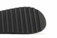 Adidas Yeezy Slide 'Onyx' HQ6448 - Image 5