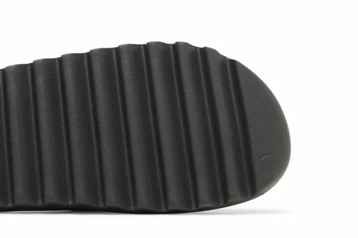 Adidas Yeezy Slide 'Onyx' HQ6448 - Image 5