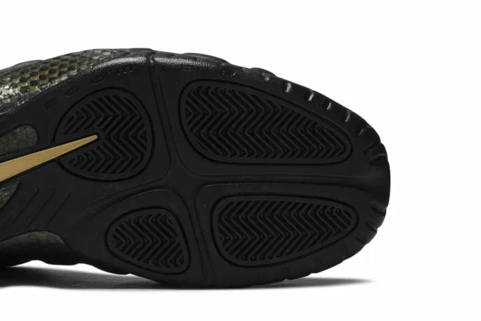 Air Foamposite Pro 'Black Metallic Gold' 624041-009 - Image 5