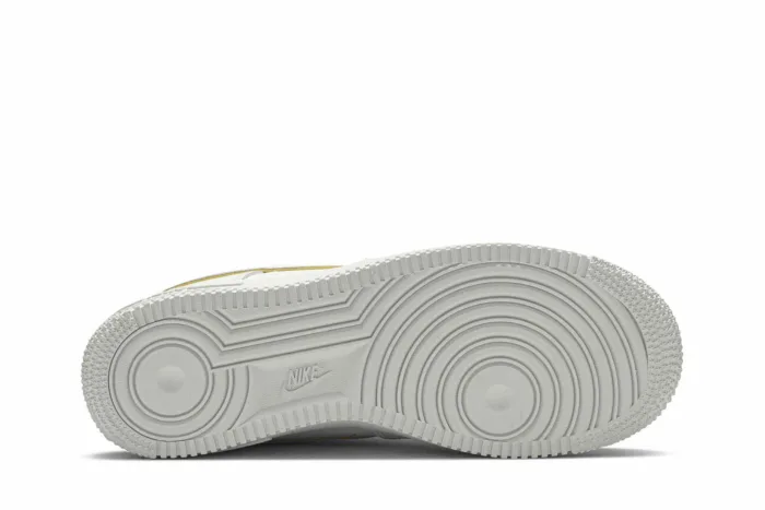 Air Force 1 07 ESS 'Metallic Gold' AO2132-102 - Image 4