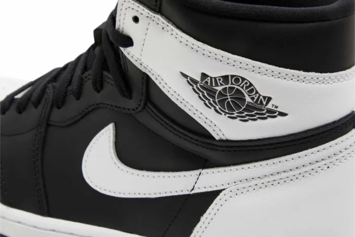 Air Jordan 1 High OG 'Black White' DZ5485-010 - Image 9