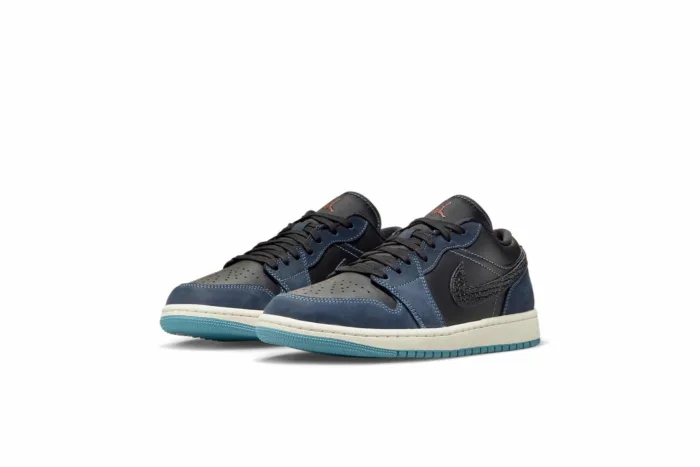 Air Jordan 1 Low 'Midnight Navy' FJ5478-010 - Image 3
