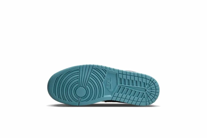 Air Jordan 1 Low 'Midnight Navy' FJ5478-010 - Image 6