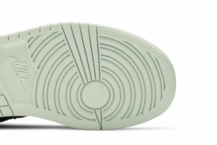 Air Jordan 1 Low SE 'Barely Green' CZ0776-300 - Image 5