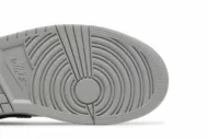 Air Jordan 1 Low 'Shadow Toe' 553558-052 - Image 5
