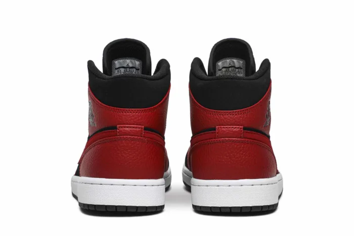Air Jordan 1 Mid 'Bred' 554724-054 - Image 6