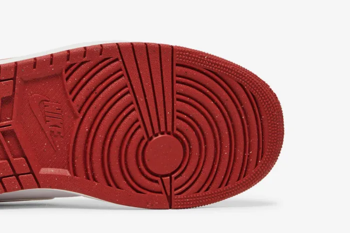 Air Jordan 1 Mid SE 'Dune Red' FJ3458-160 - Image 5