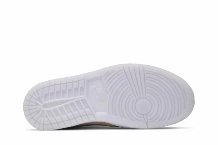 Air Jordan 1 Mid SE 'P(HER)SPECTIVE' CW6008-600 - Image 4