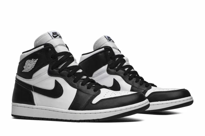 Air Jordan 1 Retro High OG 'Black White' 555088-010 - Image 8