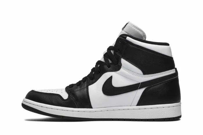 Air Jordan 1 Retro High OG 'Black White' 555088-010 - Image 3
