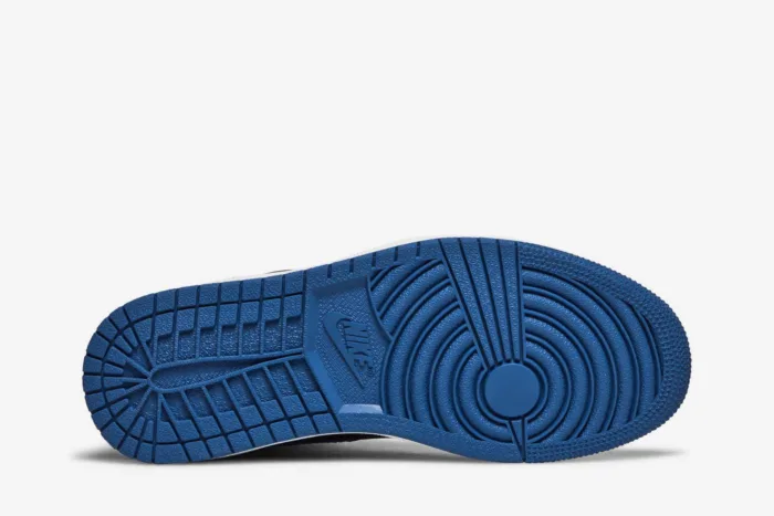 Air Jordan 1 Retro High OG 'Dark Marina Blue' 555088-404 - Image 4