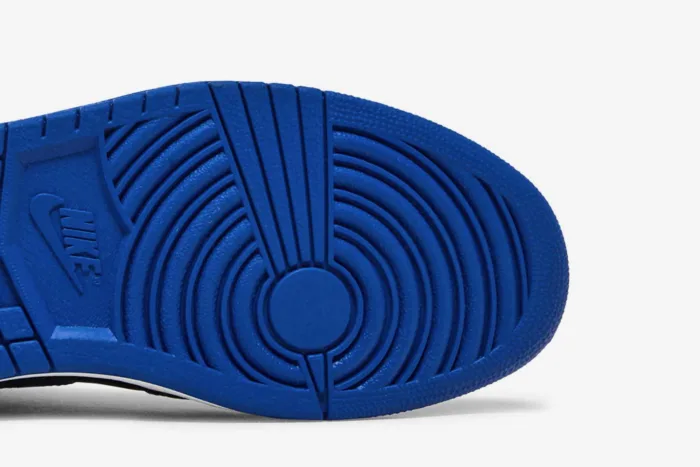 Air Jordan 1 Retro High OG 'Royal' 2013 555088-085 - Image 5