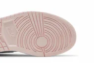 Air Jordan 1 Retro High OG SE 'Bubble Gum' DD9335-641 - Image 5