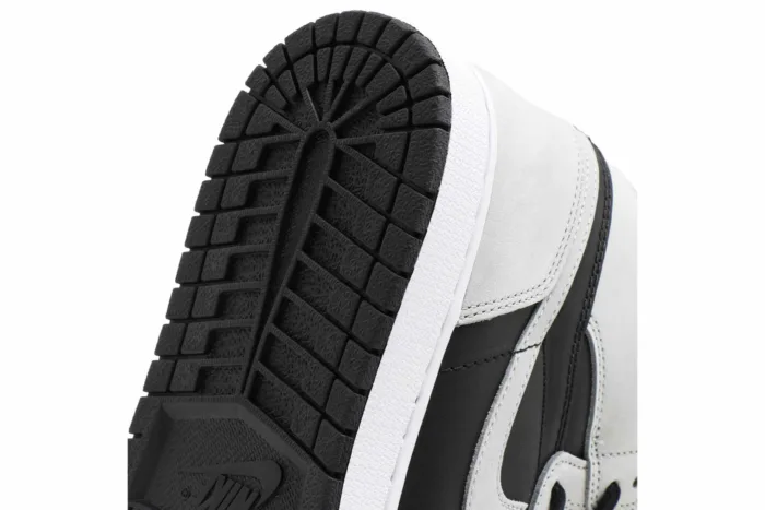 Air Jordan 1 Retro High OG 'Shadow 2.0' 555088-035 - Image 9