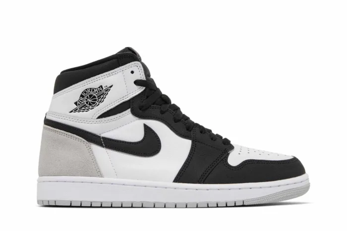 Air Jordan 1 Retro High OG 'Stage Haze' 555088-108 - Image 1