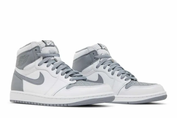 Air Jordan 1 Retro High OG 'Stealth' 555088-037 - Image 8