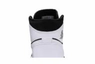 Air Jordan 1 Retro Mid 'Tuxedo' 554724-113 - Image 7