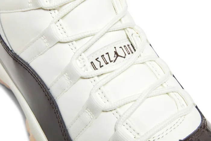 Air Jordan 11 Retro 'Neapolitan' AR0715-101 - Image 9