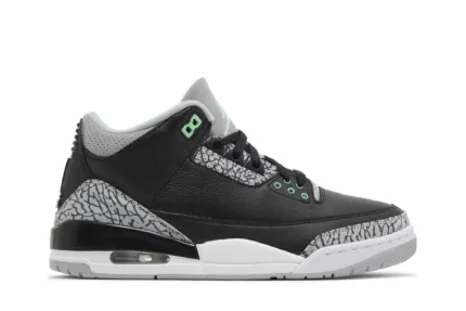 Air Jordan 3 Retro 'Green Glow' CT8532-031