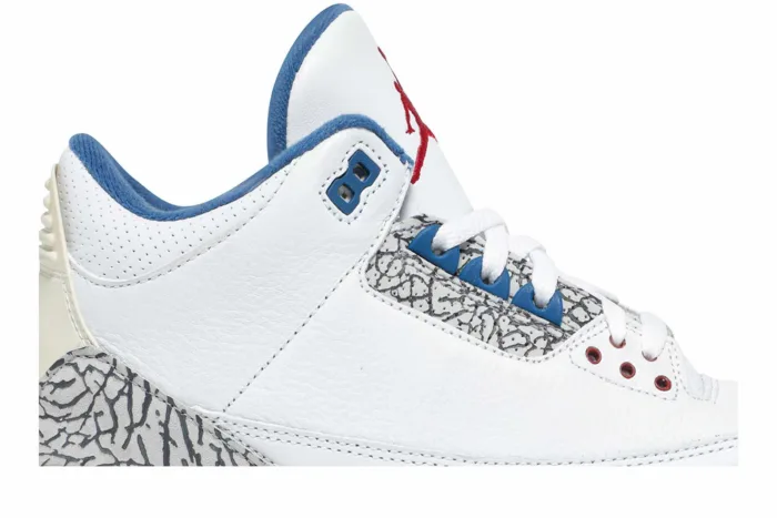Air Jordan 3 Retro 'True Blue' 2001 136064-141 - Image 2