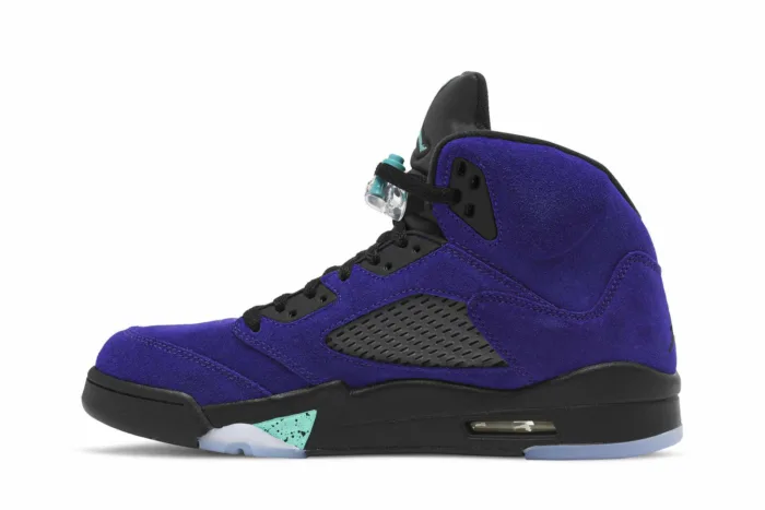 Air Jordan 5 Retro 'Alternate Grape' 136027-500 - Image 3