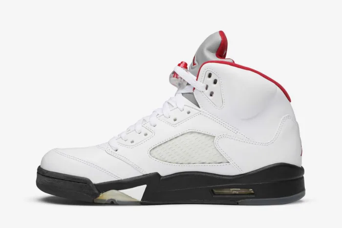 Air Jordan 5 Retro 'Fire Red' 2013 136027-100 - Image 3