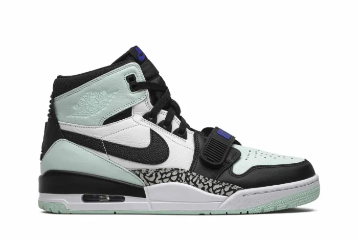 Air Jordan Legacy 312 'Igloo' AV3922-013 - Image 1
