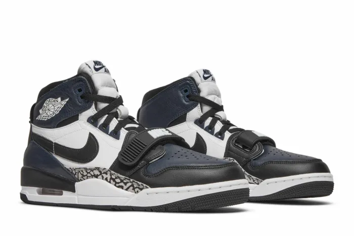 Air Jordan Legacy 312 'Midnight Navy' DO7441-401 - Image 8