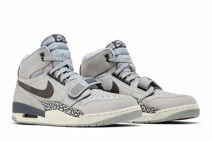 Air Jordan Legacy 312 'Wolf Grey' AV3922-002 - Image 8