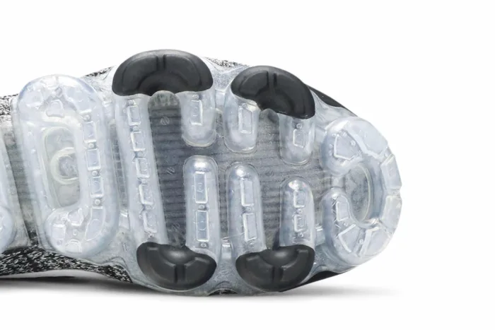 Air VaporMax Flyknit 3 'Oreo' AJ6910-001 - Image 5