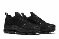 Air VaporMax Plus 'Triple Black' 924453-004 - Image 8