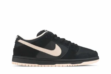 Dunk Low SB 'Black Coral' BQ6817-003