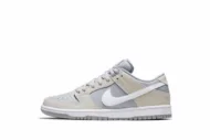 Dunk Low SB 'Summit White' AR0778-110
