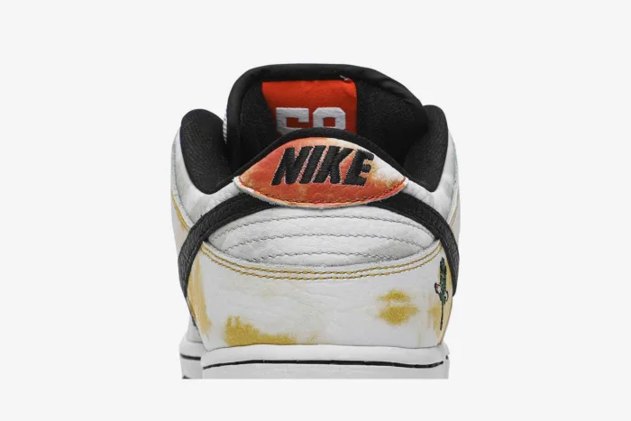 Dunk Low SB 'Tie Dye Rayguns' 2019 BQ6832-101 - Image 7
