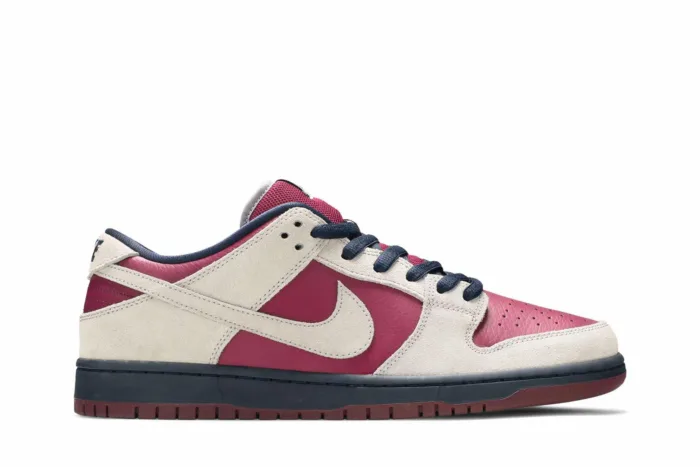 Dunk Low SB 'True Berry' BQ6817-001 - Image 1