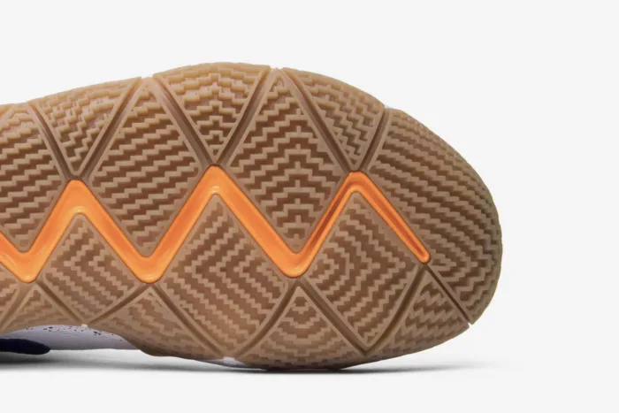 Kyrie 4 'Uncle Drew' 943806-100 - Image 5