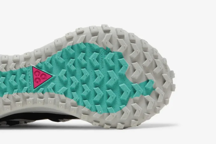 Nike ACG Mountain Fly Low SE 'White Anthracite' DO9334-100 - Image 5