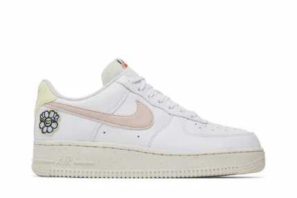 Nike Air Force 1 '07 SE 'Flower Power' DJ6377-100