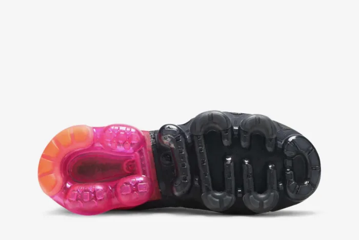 Nike Air VaporMax Moc 2 'Pink Blast' AJ6599-001 - Image 4