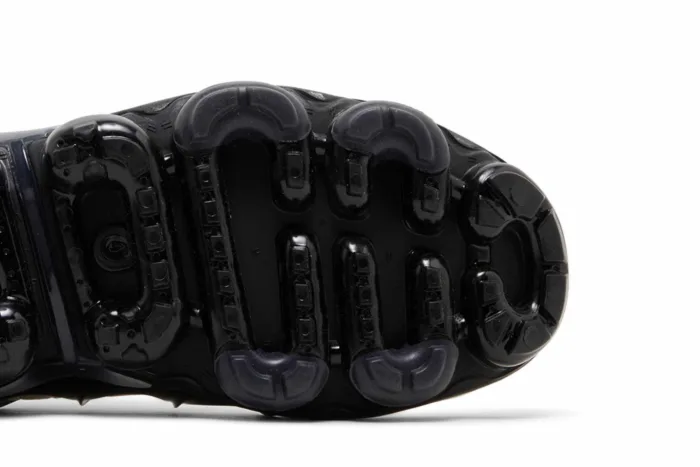 Nike Air VaporMax Plus 'Light Orewood Brown' DH0860-100 - Image 5