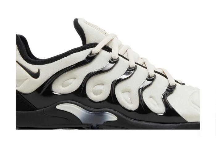 Nike Air VaporMax Plus 'Light Orewood Brown' DH0860-100 - Image 2