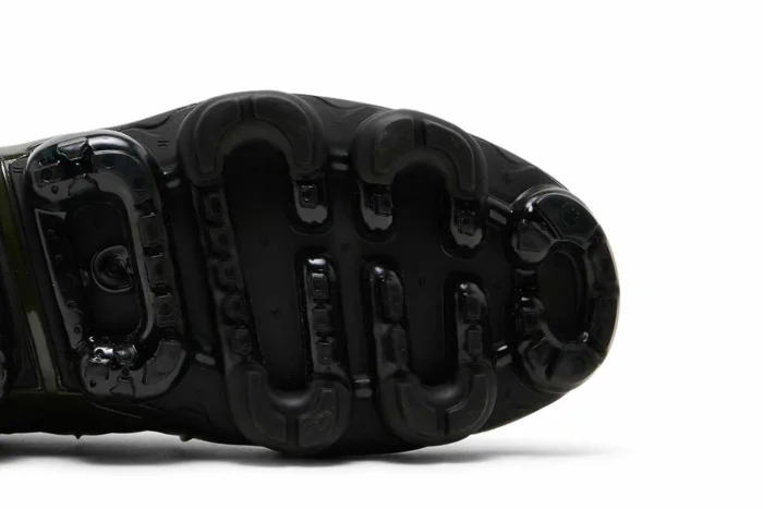 Nike Air VaporMax Plus 'Rough Green' DQ4688-300 - Image 5