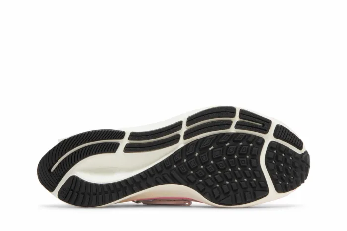 Nike Air Zoom Pegasus 38 FlyEase 'Rawdacious' DJ5413-100 - Image 4