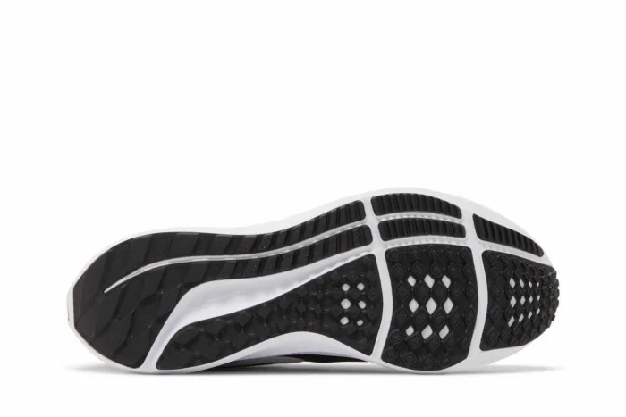 Nike Air Zoom Pegasus 39 'Black White Dark Smoke Grey' DH4072-001 - Image 4