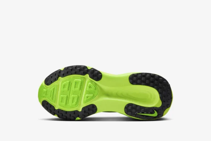 Nike Air Zoom Vomero 18 'Electric Green Volt' HM6804-102 - Image 6
